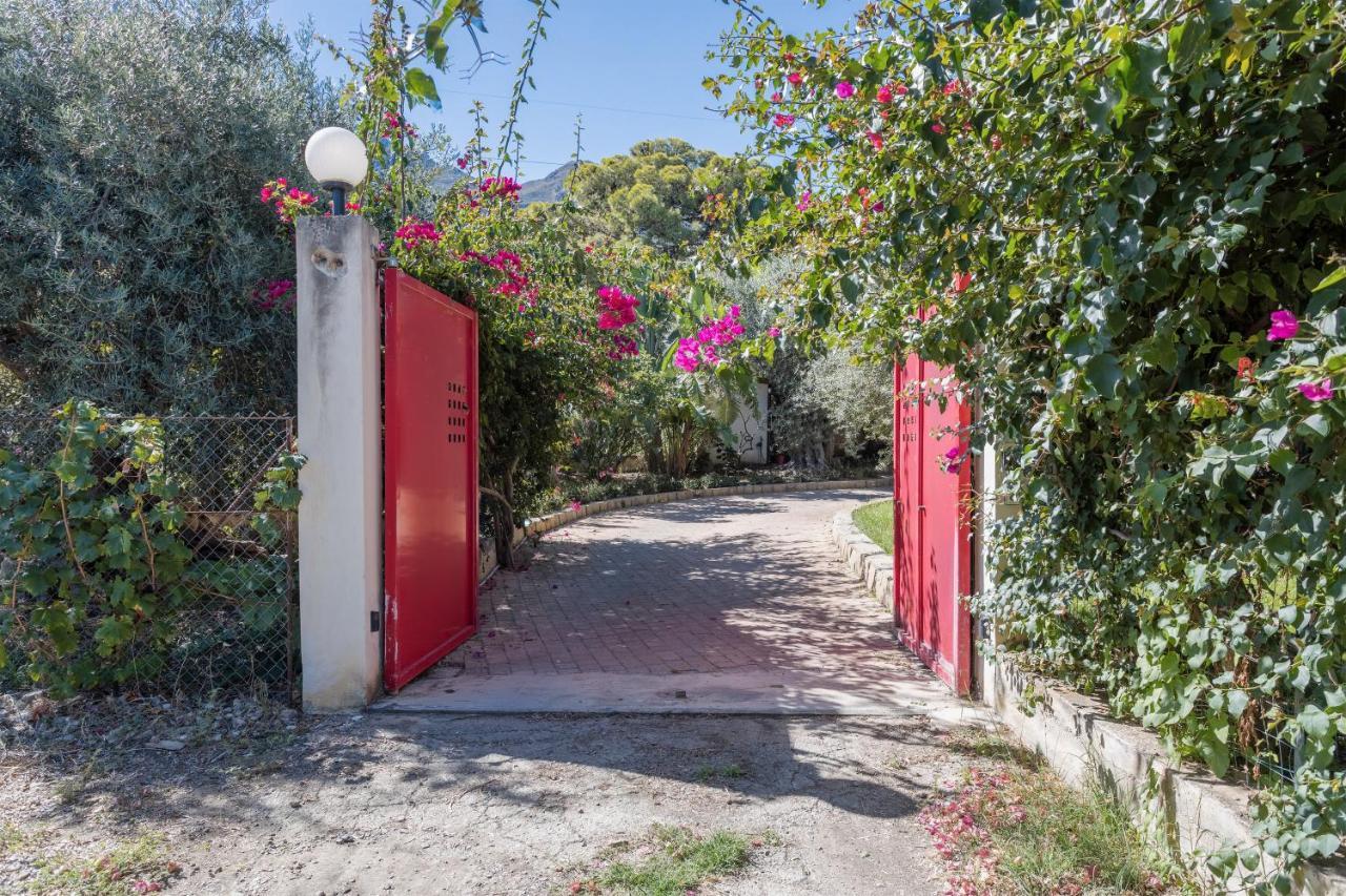 Villa Mendolia Ai Caracoli Termini Imerese Buitenkant foto